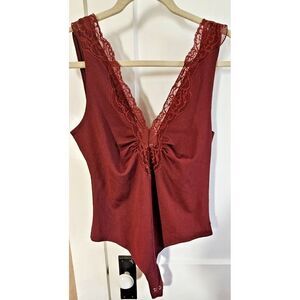 Free People Bodysuit Women's First Call‎ Wine Lace V-neckline Snap Close Large